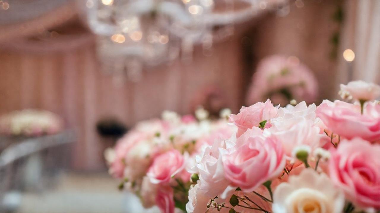 Flores de pastel crean un ambiente soñador